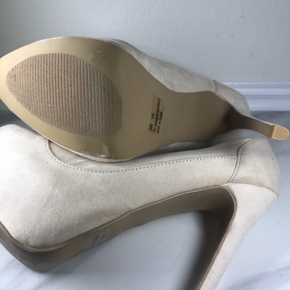 Nude Stilettos Heels in size 10 - Picture 3 of 4